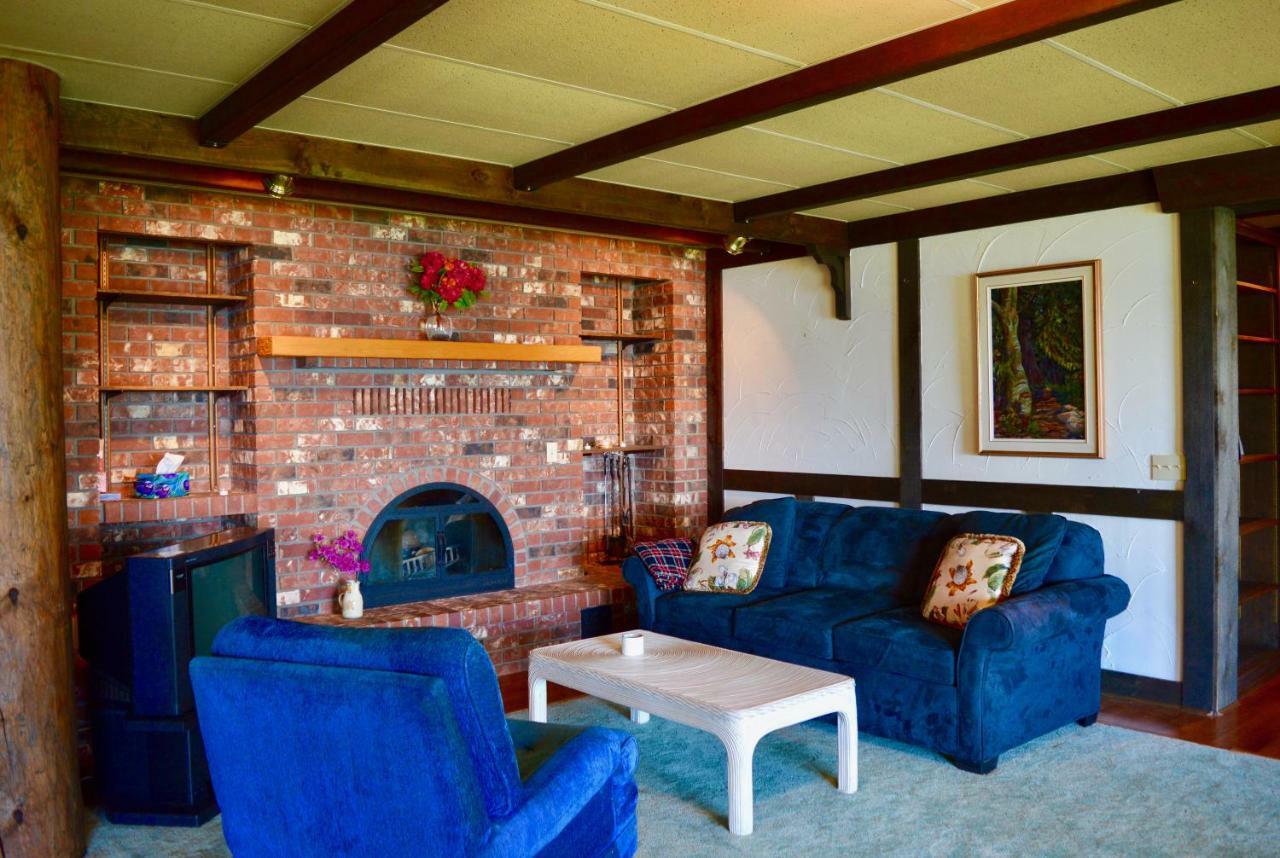 Oceanfront Suite Gibsons Exterior foto