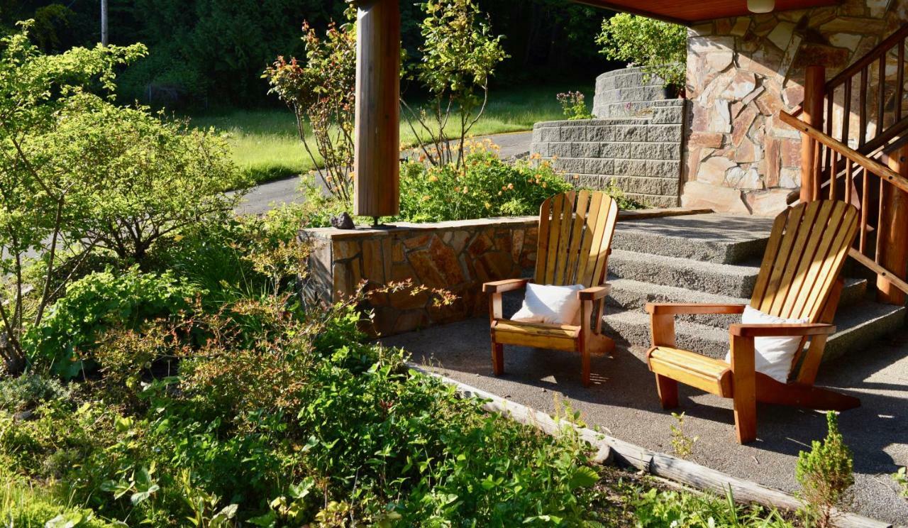 Oceanfront Suite Gibsons Exterior foto